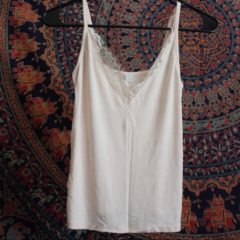 Small light pink tank top, never used, no tags
